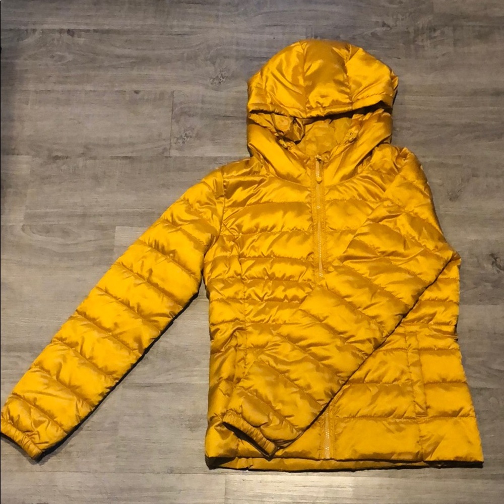 Only yellow fall jacket
